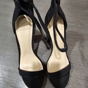 DIVA Lounge Black Ankle-Strap Block Heels